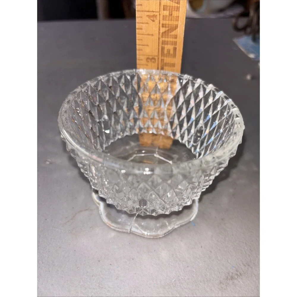 Vtg. Clear Indiana Glass Diamond Pattern Fairy Lamp BOTTOM ONLY
